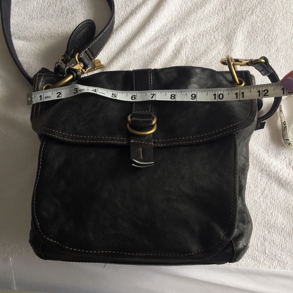 Fossil Leather Crossbody Purse - Picture 10 of 13